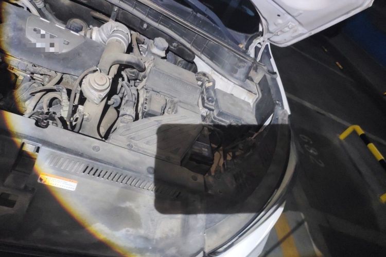 Used Hyundai Tucson 2015 1.6T Dual-Clutch Two-Wheel-Drive Smart Model Engine Bay Left