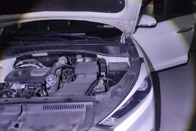 Used Hyundai Tucson 2015 1.6T Dual-Clutch Two-Wheel-Drive Smart Model Engine Bay Left