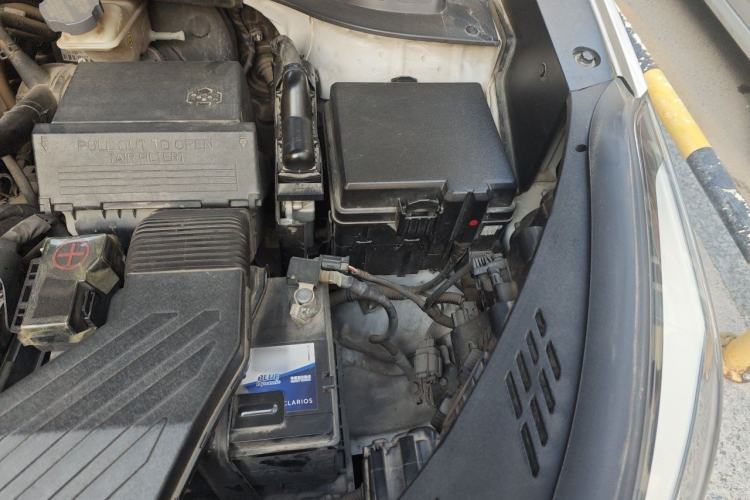 Used Hyundai Tucson 2015 1.6T Dual-Clutch Two-Wheel-Drive Smart Model Engine Bay Left
