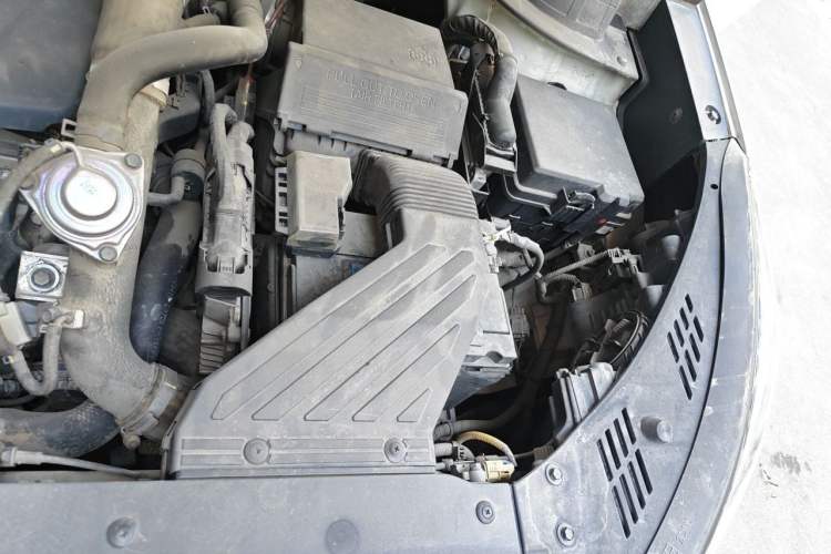 Used Hyundai Tucson 2015 1.6T Dual-Clutch Two-Wheel-Drive Smart Model Engine Bay Left