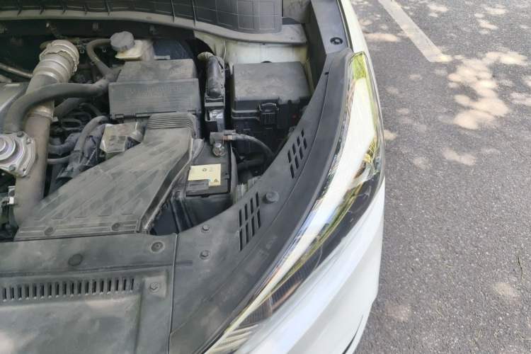 Used Hyundai Tucson 2015 1.6T Dual-Clutch Two-Wheel-Drive Smart Model Engine Bay Left