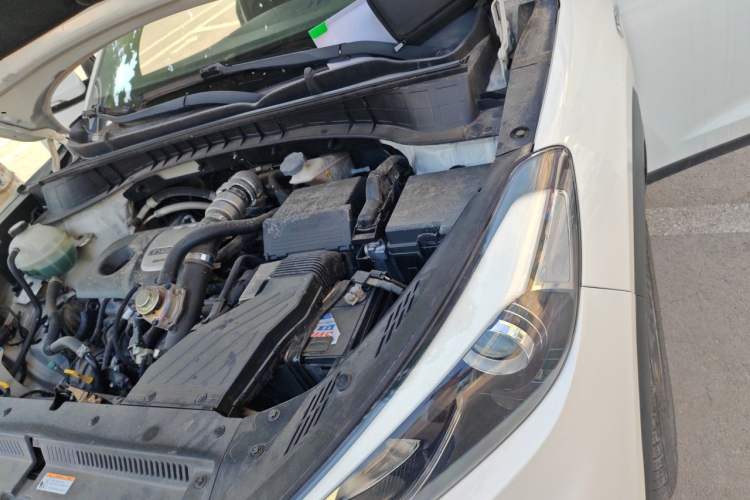 Used Hyundai Tucson 2015 1.6T Dual-Clutch Two-Wheel-Drive Smart Model Engine Bay Left