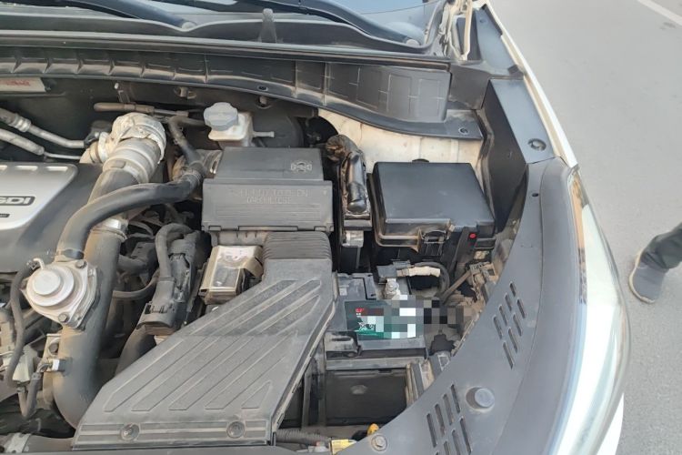 Used Hyundai Tucson 2015 1.6T Dual-Clutch All-Wheel-Drive Premium Model Engine Bay Left
