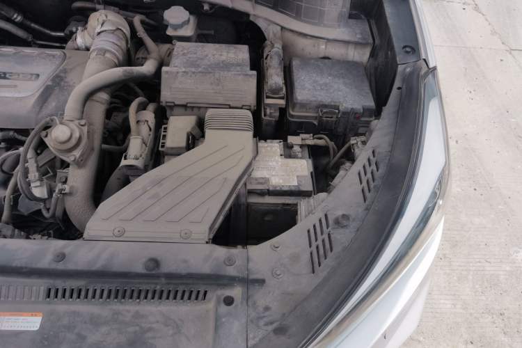 Used Hyundai Tucson 2015 1.6T Dual-Clutch Two-Wheel-Drive Smart Model Engine Bay Left