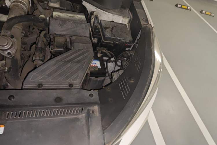 Used Hyundai Tucson 2015 1.6T Dual-Clutch Two-Wheel-Drive Smart Model Engine Bay Left