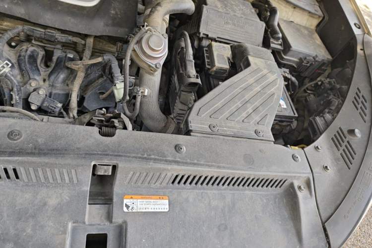 Used Hyundai Tucson 2015 1.6T Dual-Clutch Two-Wheel-Drive Smart Model Engine Bay Left