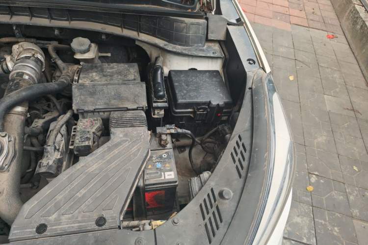 Used Hyundai Tucson 2015 1.6T Dual-Clutch Two-Wheel-Drive Smart Model Engine Bay Left
