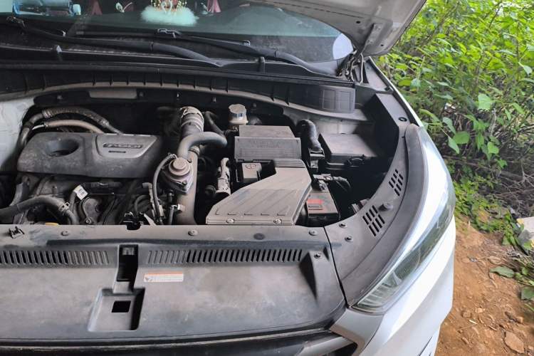 Used Hyundai Tucson 2015 1.6T Dual-Clutch Two-Wheel-Drive Smart Model Engine Bay Left