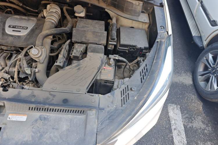Used Hyundai Tucson 2015 1.6T Dual-Clutch Two-Wheel-Drive Smart Model Engine Bay Left