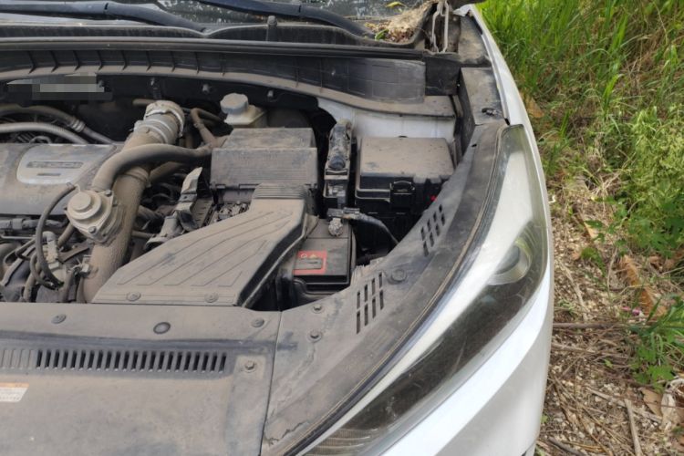 Used Hyundai Tucson 2015 1.6T Dual-Clutch Two-Wheel-Drive Smart Model Engine Bay Left