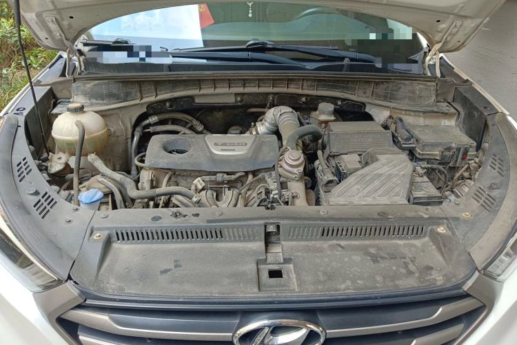 Used Hyundai Tucson 2015 1.6T Dual-Clutch Two-Wheel-Drive Smart Model Engine Bay