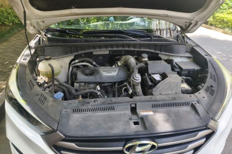 Used Hyundai Tucson 2015 1.6T Dual-Clutch Two-Wheel-Drive Smart Model Engine Bay