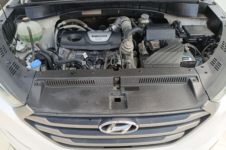 Used Hyundai Tucson 2015 1.6T Dual-Clutch Two-Wheel-Drive Smart Model Engine Bay
