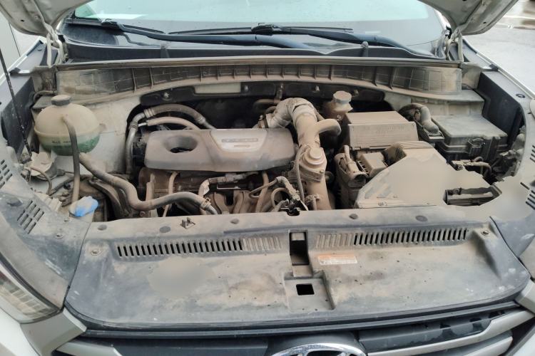 Used Hyundai Tucson 2015 1.6T Dual-Clutch Two-Wheel-Drive Leading Model Engine Bay