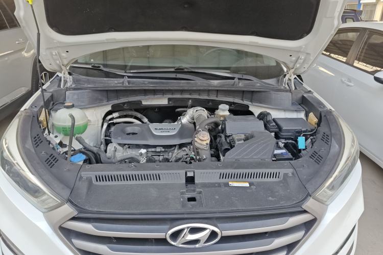 Used Hyundai Tucson 2015 1.6T Dual-Clutch Two-Wheel-Drive Smart Model Engine Bay