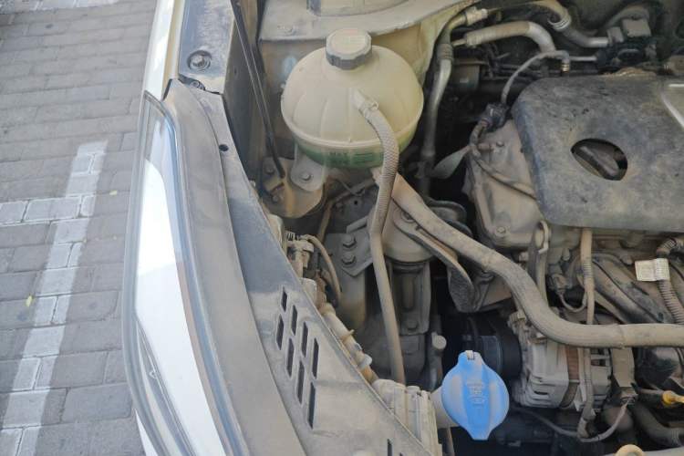 Used Hyundai Tucson 2015 1.6T Dual-Clutch Two-Wheel-Drive Smart Model Engine Bay Right