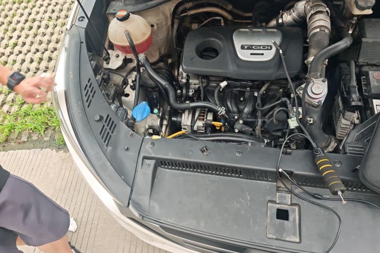 Used Hyundai Tucson 2015 1.6T Dual-Clutch Two-Wheel-Drive Leading Model Engine Bay Right