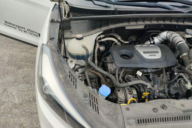 Used Hyundai Tucson 2015 1.6T Dual-Clutch Two-Wheel-Drive Smart Model Engine Bay Right