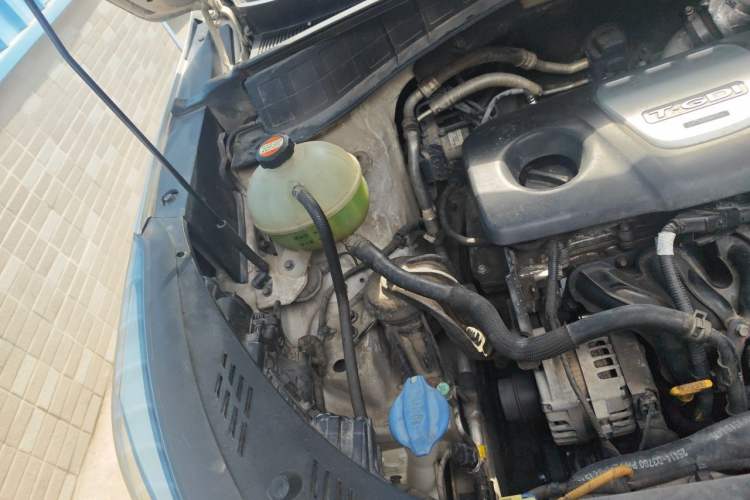 Used Hyundai Tucson 2015 1.6T Dual-Clutch Two-Wheel-Drive Smart Model Engine Bay Right