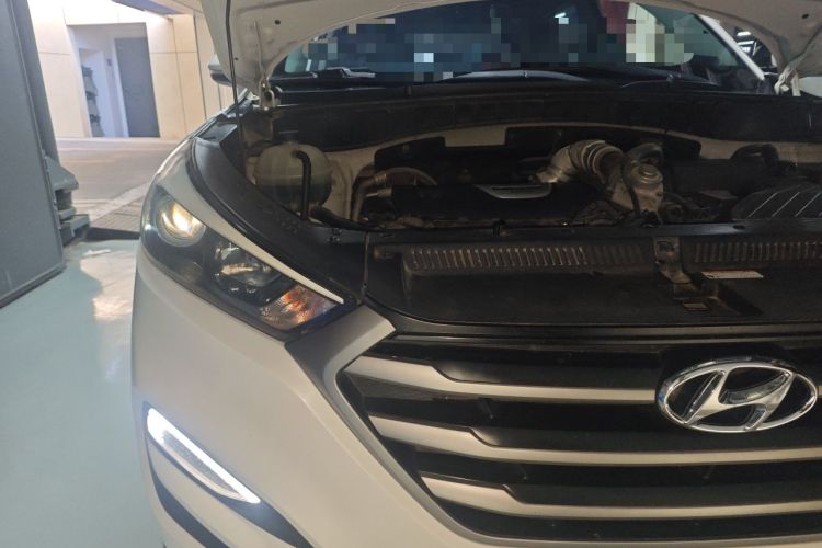 Used Hyundai Tucson 2015 1.6T Dual-Clutch Two-Wheel-Drive Smart Model Engine Bay Right