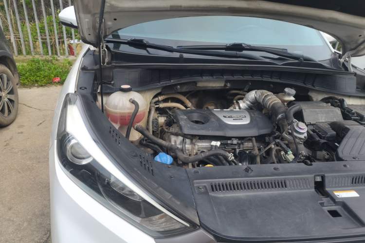Used Hyundai Tucson 2015 1.6T Dual-Clutch Two-Wheel-Drive Smart Model Engine Bay Right