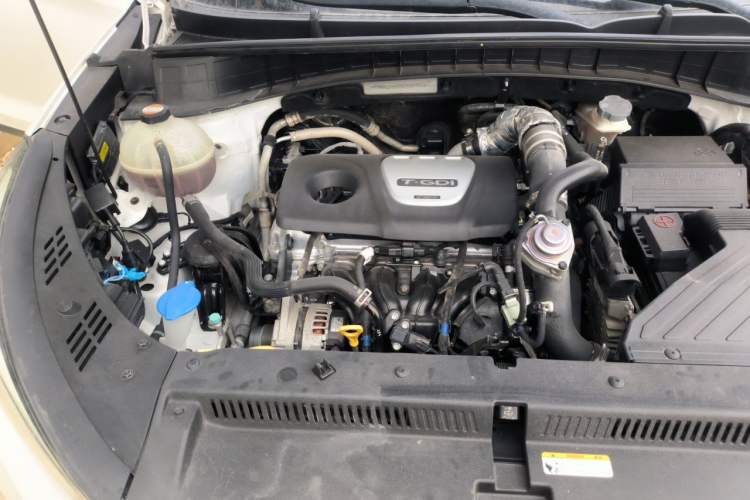 Used Hyundai Tucson 2015 1.6T Dual-Clutch Two-Wheel-Drive Smart Model Engine Bay Right