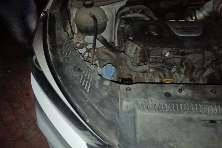 Used Hyundai Tucson 2015 1.6T Dual-Clutch Two-Wheel-Drive Smart Model Engine Bay Right