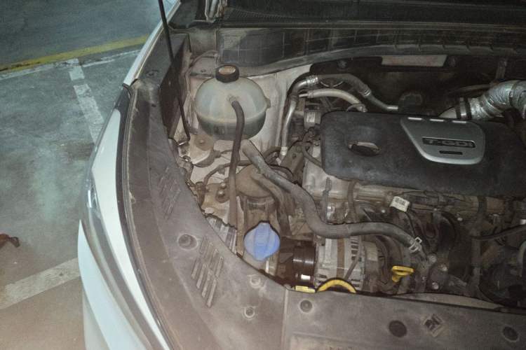 Used Hyundai Tucson 2015 1.6T Dual-Clutch Two-Wheel-Drive Smart Model Engine Bay Right