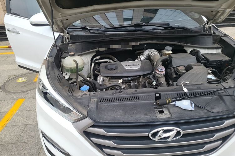 Used Hyundai Tucson 2015 1.6T Dual-Clutch Two-Wheel-Drive Smart Model Engine Bay Right