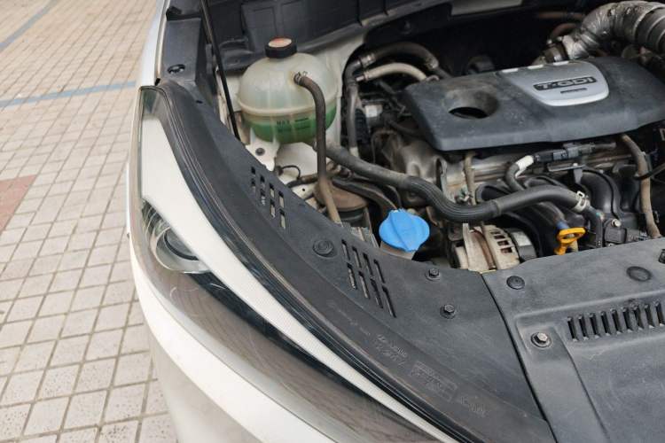 Used Hyundai Tucson 2015 1.6T Dual-Clutch Two-Wheel-Drive Smart Model Engine Bay Right