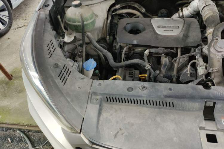 Used Hyundai Tucson 2015 1.6T Dual-Clutch Two-Wheel-Drive Smart Model Engine Bay Right