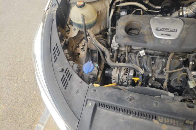 Used Hyundai Tucson 2015 1.6T Dual-Clutch Two-Wheel-Drive Leading Model Engine Bay Right