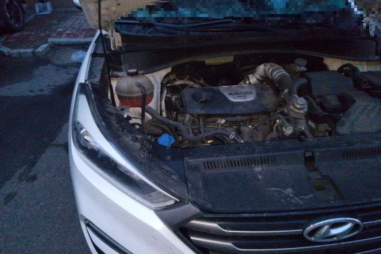 Used Hyundai Tucson 2015 1.6T Dual-Clutch Two-Wheel-Drive Smart Model Engine Bay Right