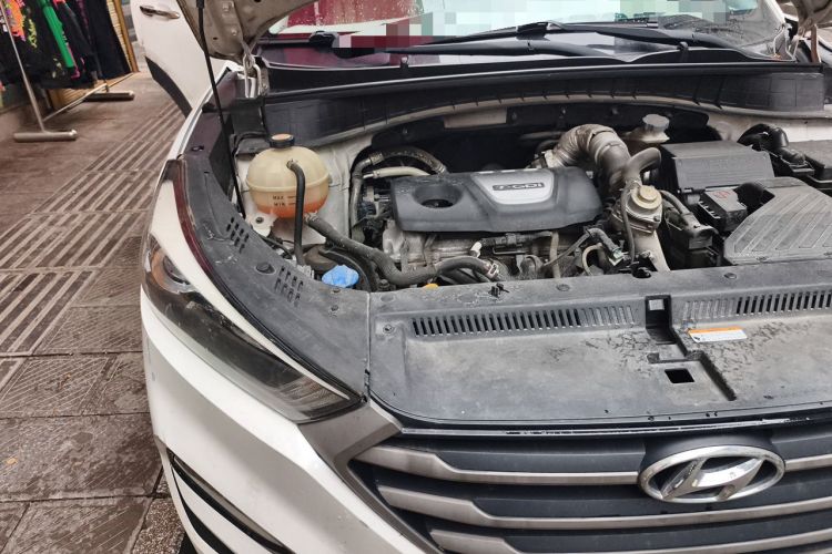 Used Hyundai Tucson 2015 1.6T Dual-Clutch Two-Wheel-Drive Smart Model Engine Bay Right