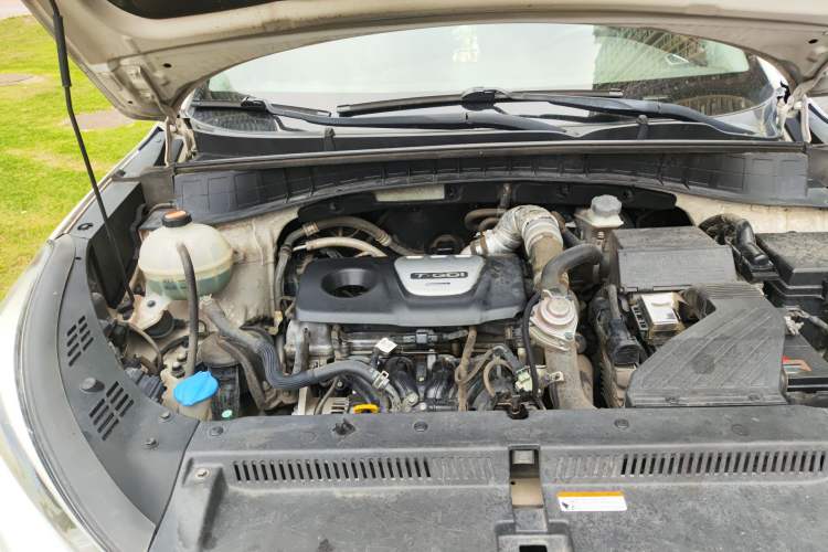 Used Hyundai Tucson 2015 1.6T Dual-Clutch Two-Wheel-Drive Smart Model Engine Bay Right