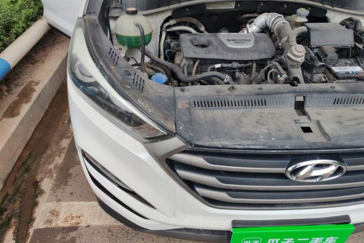 Used Hyundai Tucson 2015 1.6T Dual-Clutch Two-Wheel-Drive Smart Model Engine Bay Right