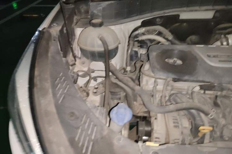 Used Hyundai Tucson 2015 1.6T Dual-Clutch Two-Wheel-Drive Smart Model Engine Bay Right