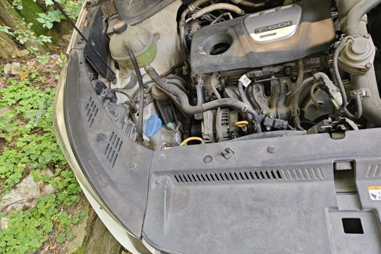 Used Hyundai Tucson 2015 1.6T Dual-Clutch Two-Wheel-Drive Smart Model Engine Bay Right