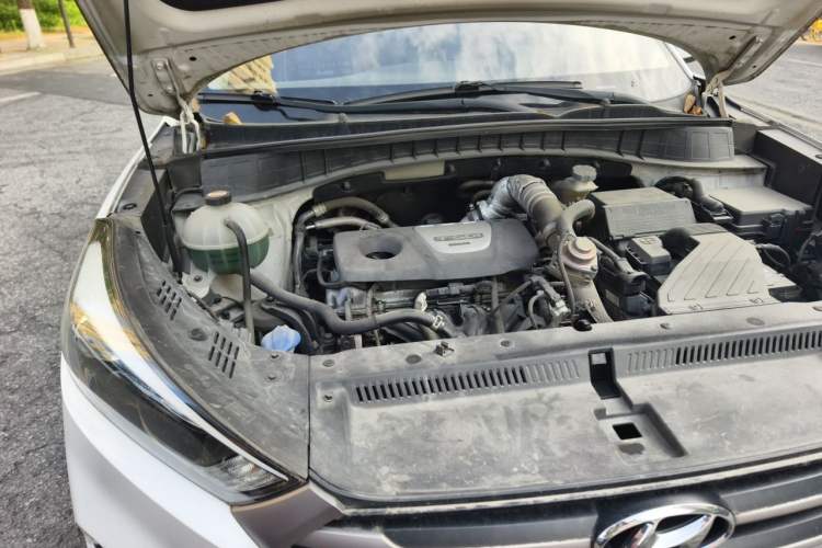 Used Hyundai Tucson 2015 1.6T Dual-Clutch Two-Wheel-Drive Smart Model Engine Bay Right
