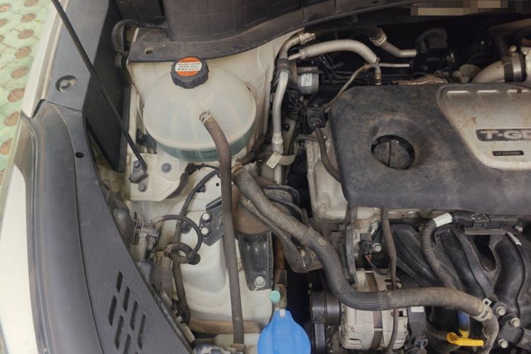 Used Hyundai Tucson 2015 1.6T Dual-Clutch Two-Wheel-Drive Smart Model Engine Bay Right