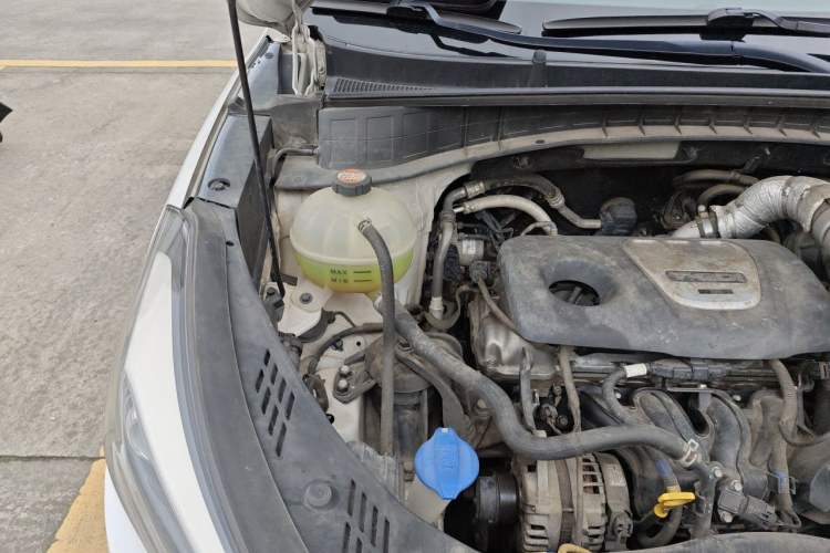Used Hyundai Tucson 2015 1.6T Dual-Clutch Two-Wheel-Drive Smart Model Engine Bay Right