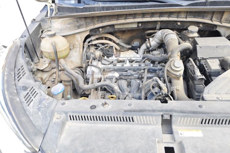 Used Hyundai Tucson 2015 1.6T Dual-Clutch Two-Wheel-Drive Smart Model Engine Bay Right