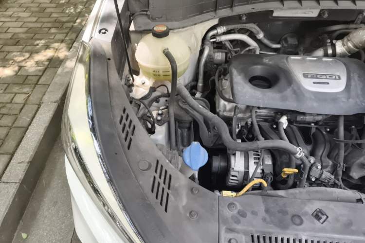 Used Hyundai Tucson 2015 1.6T Dual-Clutch Two-Wheel-Drive Smart Model Engine Bay Right