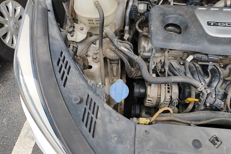 Used Hyundai Tucson 2015 1.6T Dual-Clutch Two-Wheel-Drive Smart Model Engine Bay Right