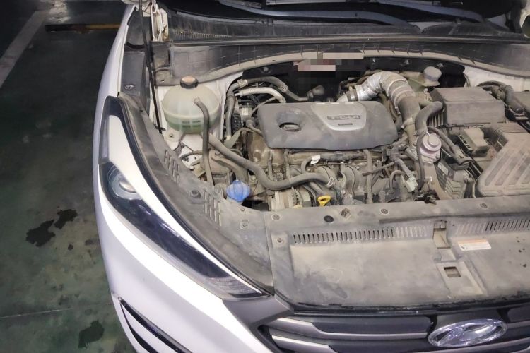 Used Hyundai Tucson 2015 1.6T Dual-Clutch Two-Wheel-Drive Smart Model Engine Bay Right
