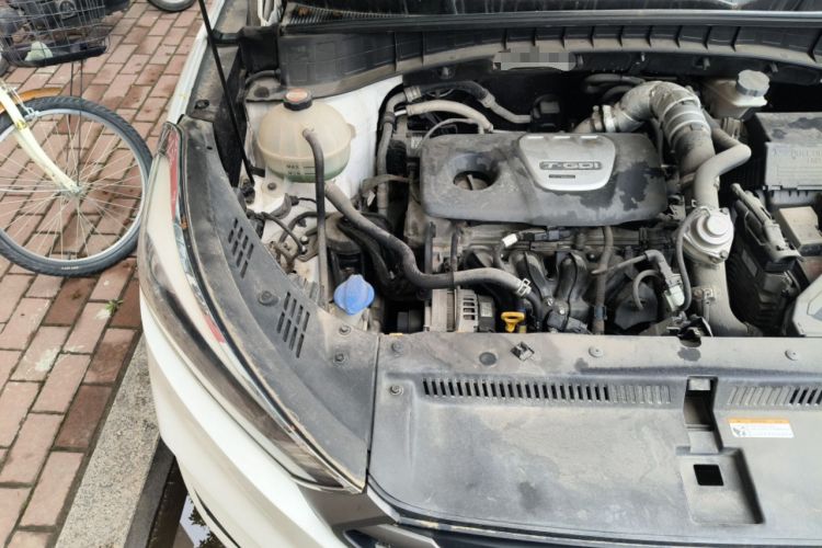 Used Hyundai Tucson 2015 1.6T Dual-Clutch Two-Wheel-Drive Leading Model Engine Bay Right