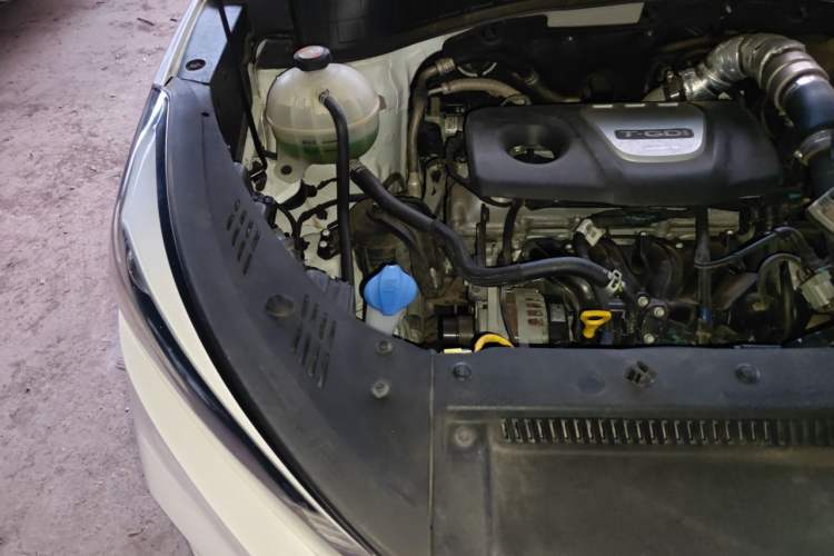 Used Hyundai Tucson 2015 1.6T Dual-Clutch Two-Wheel-Drive Smart Model Engine Bay Right