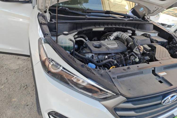 Used Hyundai Tucson 2015 1.6T Dual-Clutch Two-Wheel-Drive Smart Model Engine Bay Right