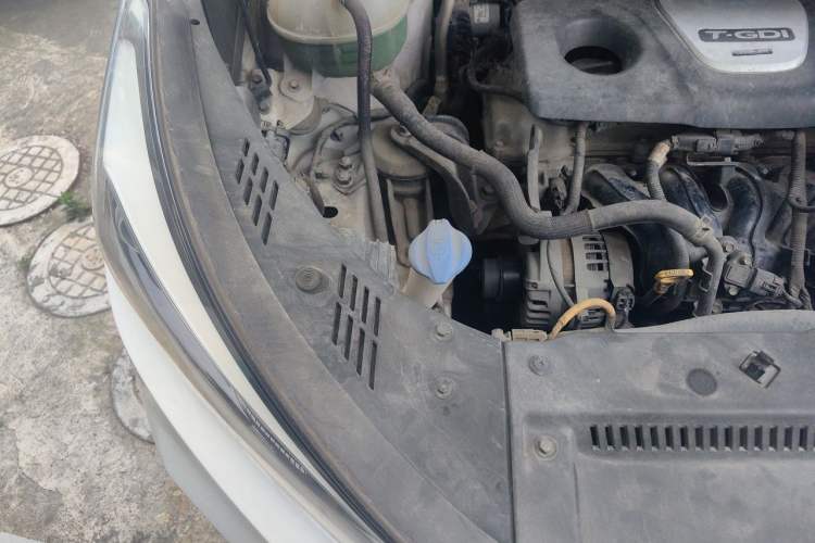 Used Hyundai Tucson 2015 1.6T Dual-Clutch Two-Wheel-Drive Smart Model Engine Bay Right