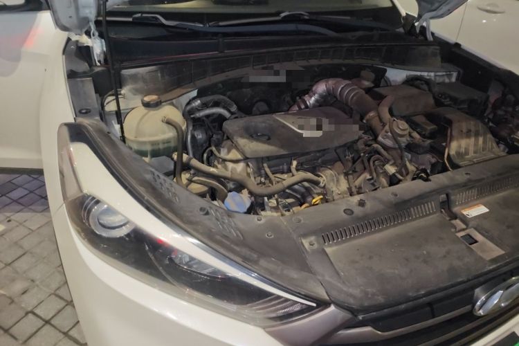 Used Hyundai Tucson 2015 1.6T Dual-Clutch Two-Wheel-Drive Smart Model Engine Bay Right